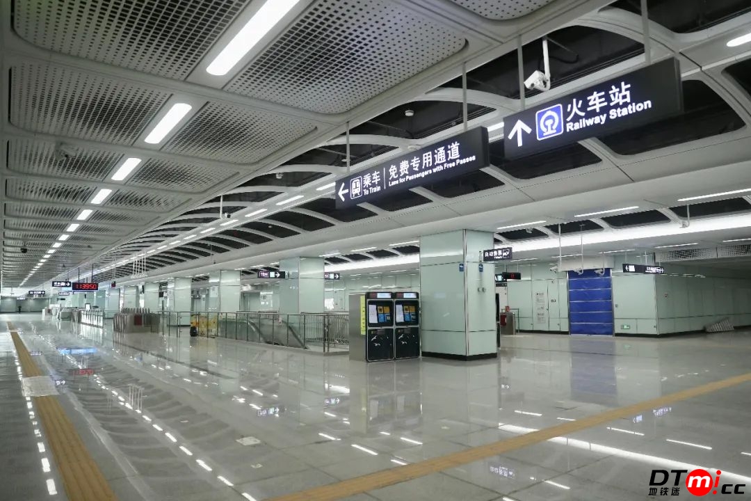 机场北站站厅1